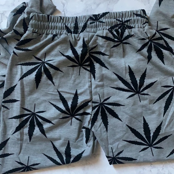 Weed Pattern Joggers - Picture 6 of 8